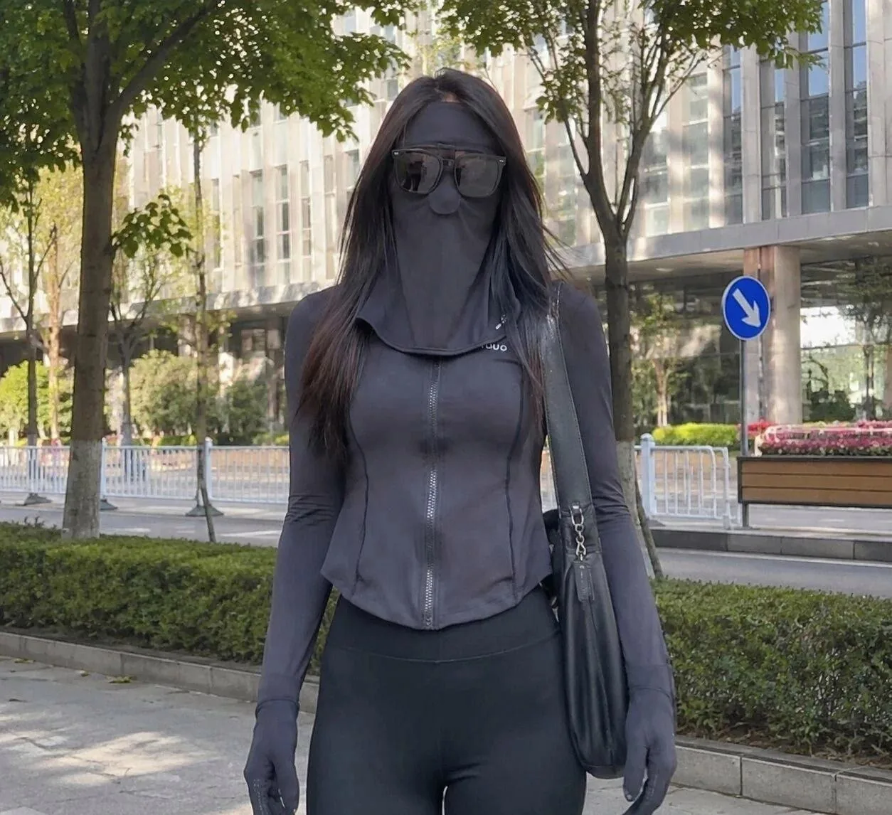 事实证明，伊斯兰布卡的确是女性自愿的。中国正在迅速的普及布卡。 穆斯林 防晒 穿搭