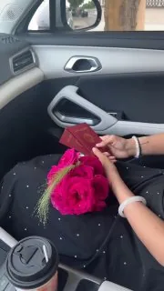 标题: 一手交卡 一手交证