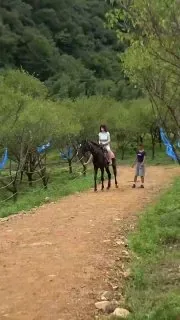 骑马骑的很好～👍